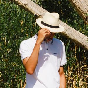 男人女人做爱说骚话三级片真人版
